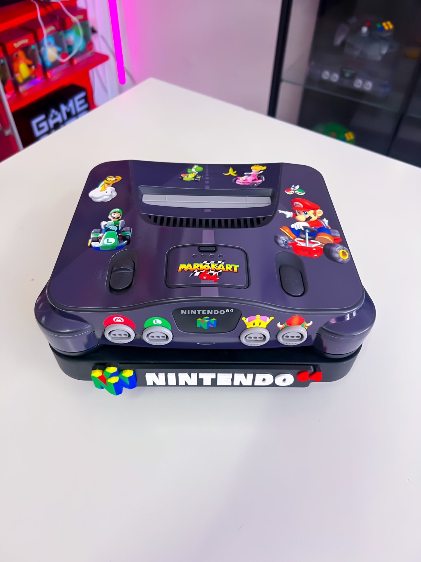 Nintendo 64 Konsole im Mario Kart Design - N64