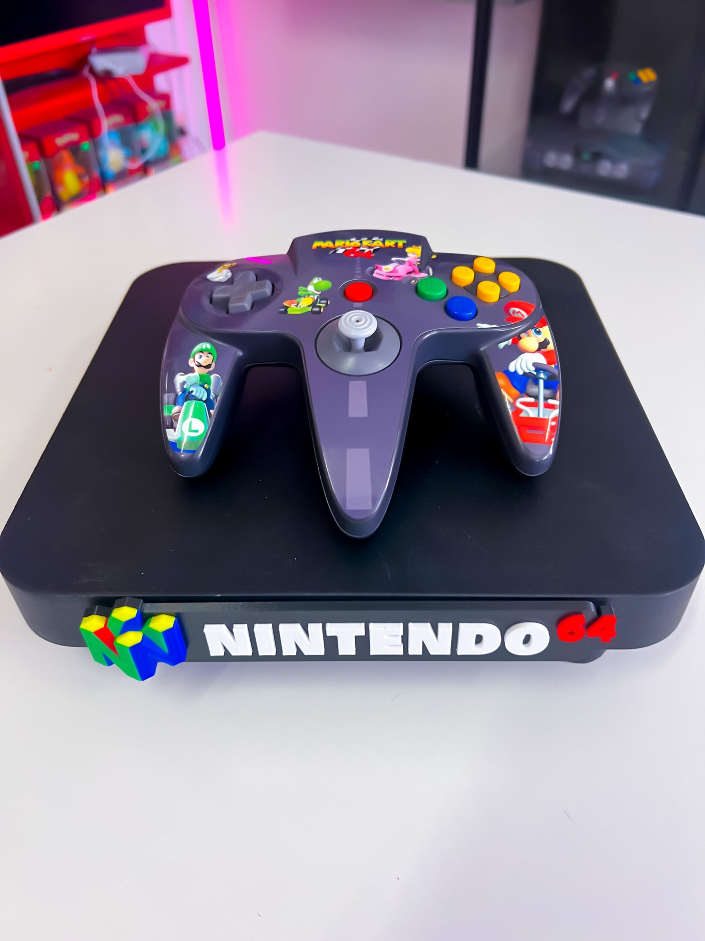 Nintendo 64 Konsole im Mario Kart Design - N64