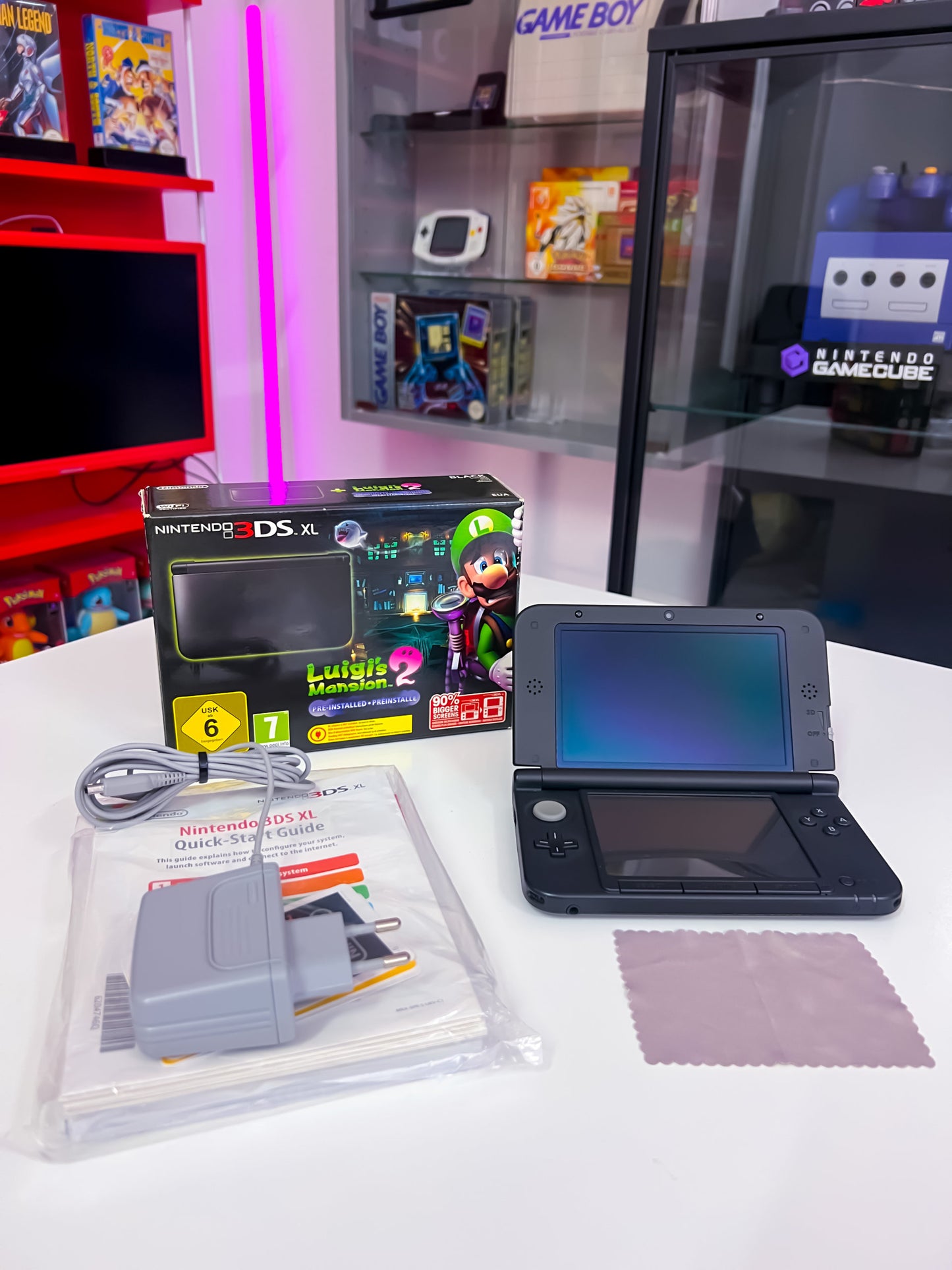 Nintendo 3DS XL Luigis Mansion 2 Edition
