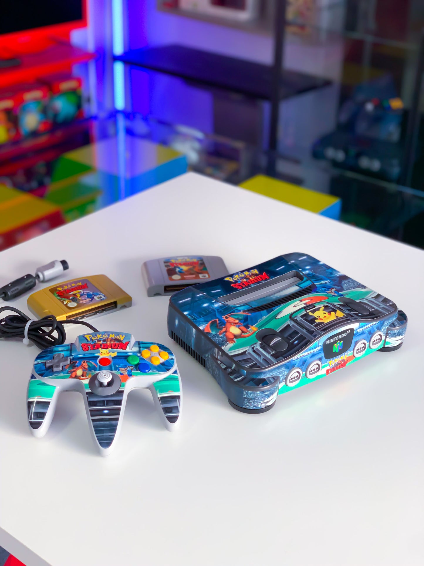 Nintendo 64 Konsole in Pokemon Stadium Design - N64