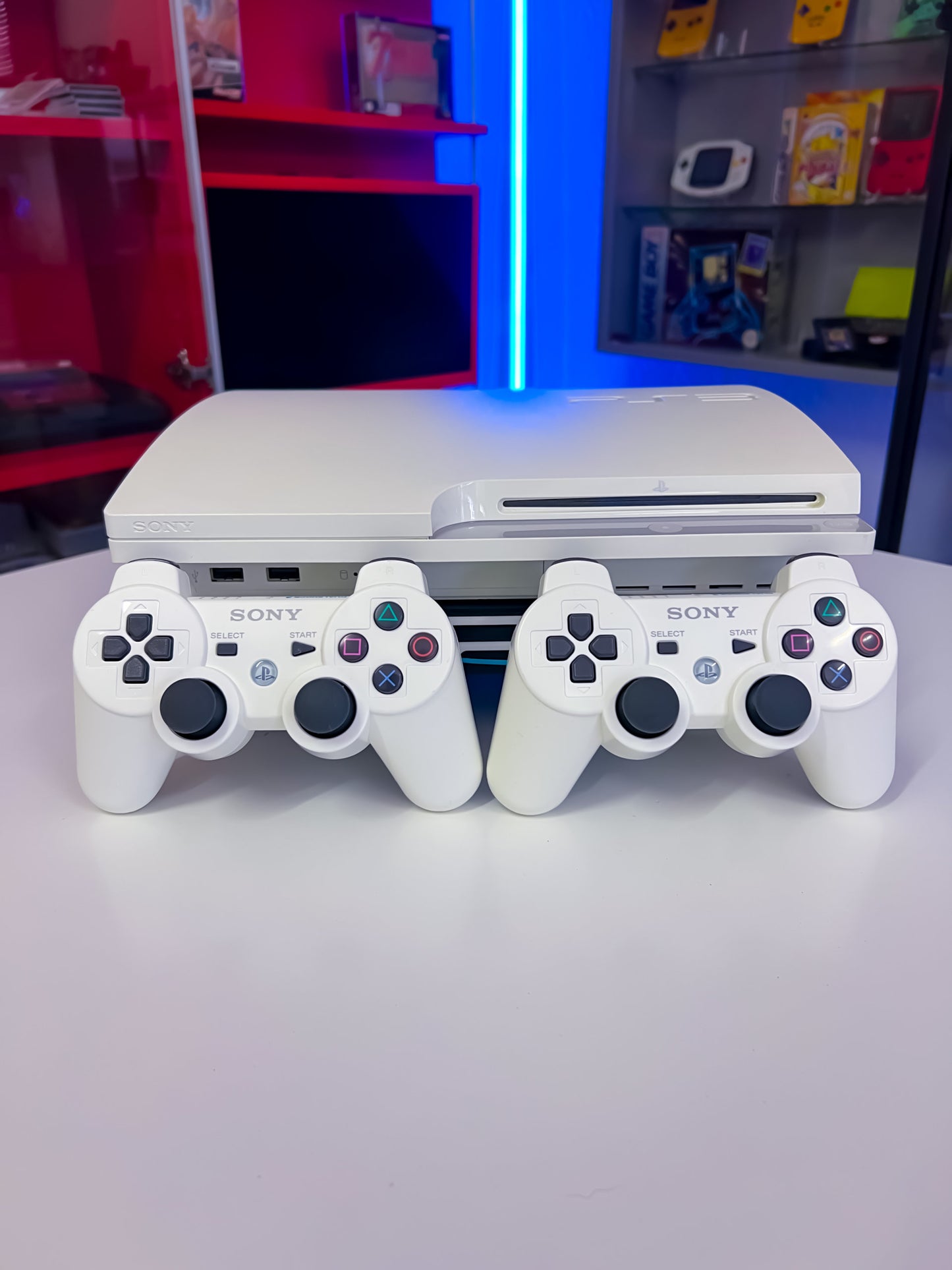 PlayStation 3 Slim Konsole in Weiß 320GB mit 2 Controller