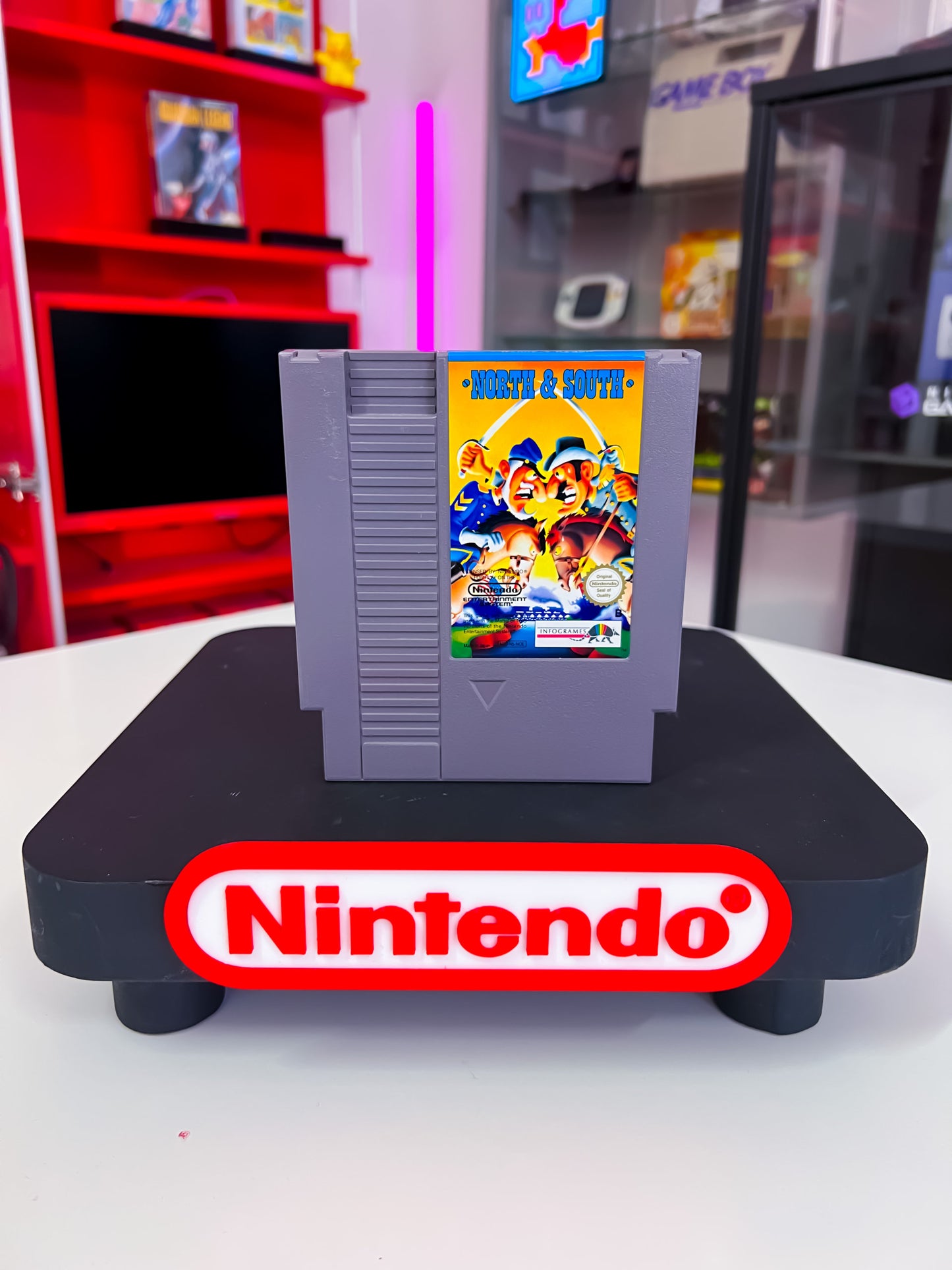 North & South NES Mit OVP