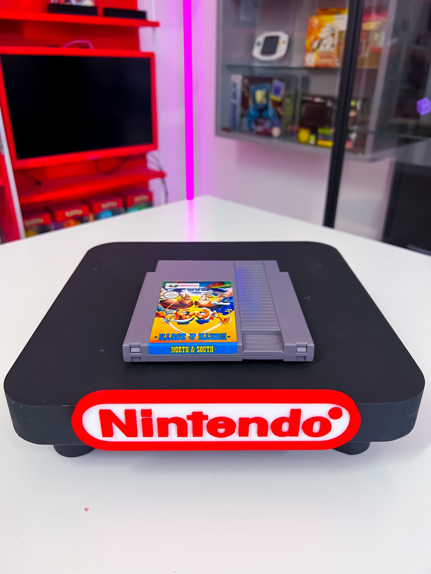 North & South NES Mit OVP