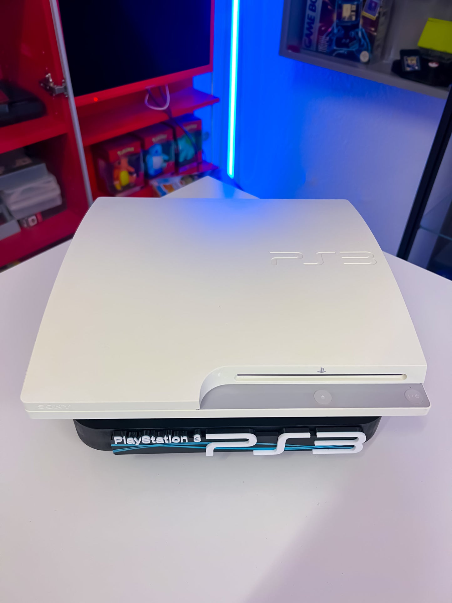 PlayStation 3 Slim Konsole in Weiß 320GB mit 2 Controller