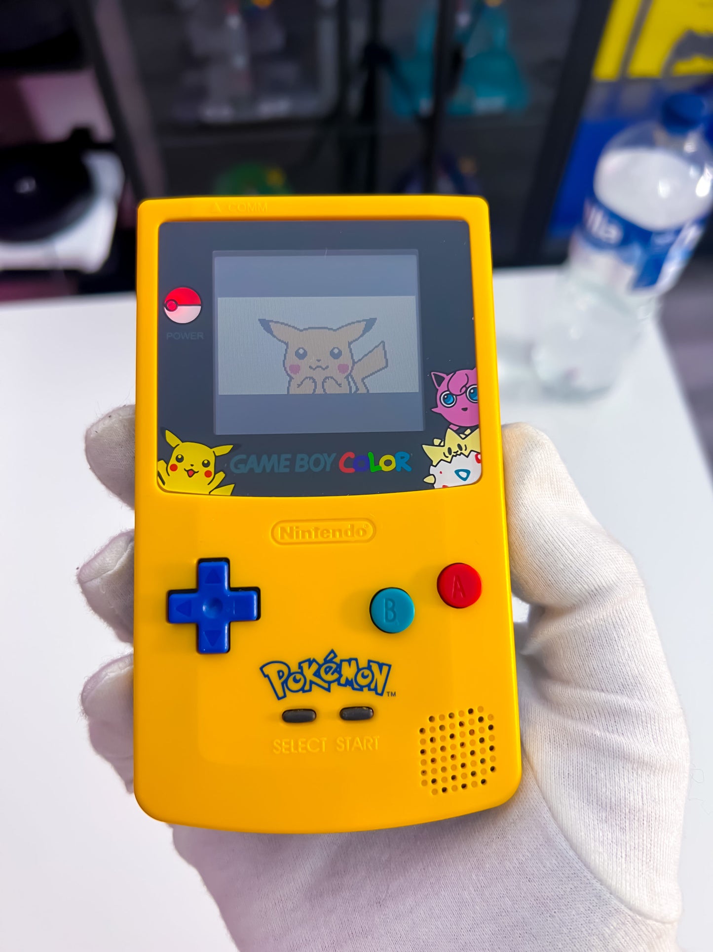 GameBoy Color im Pokémon Design